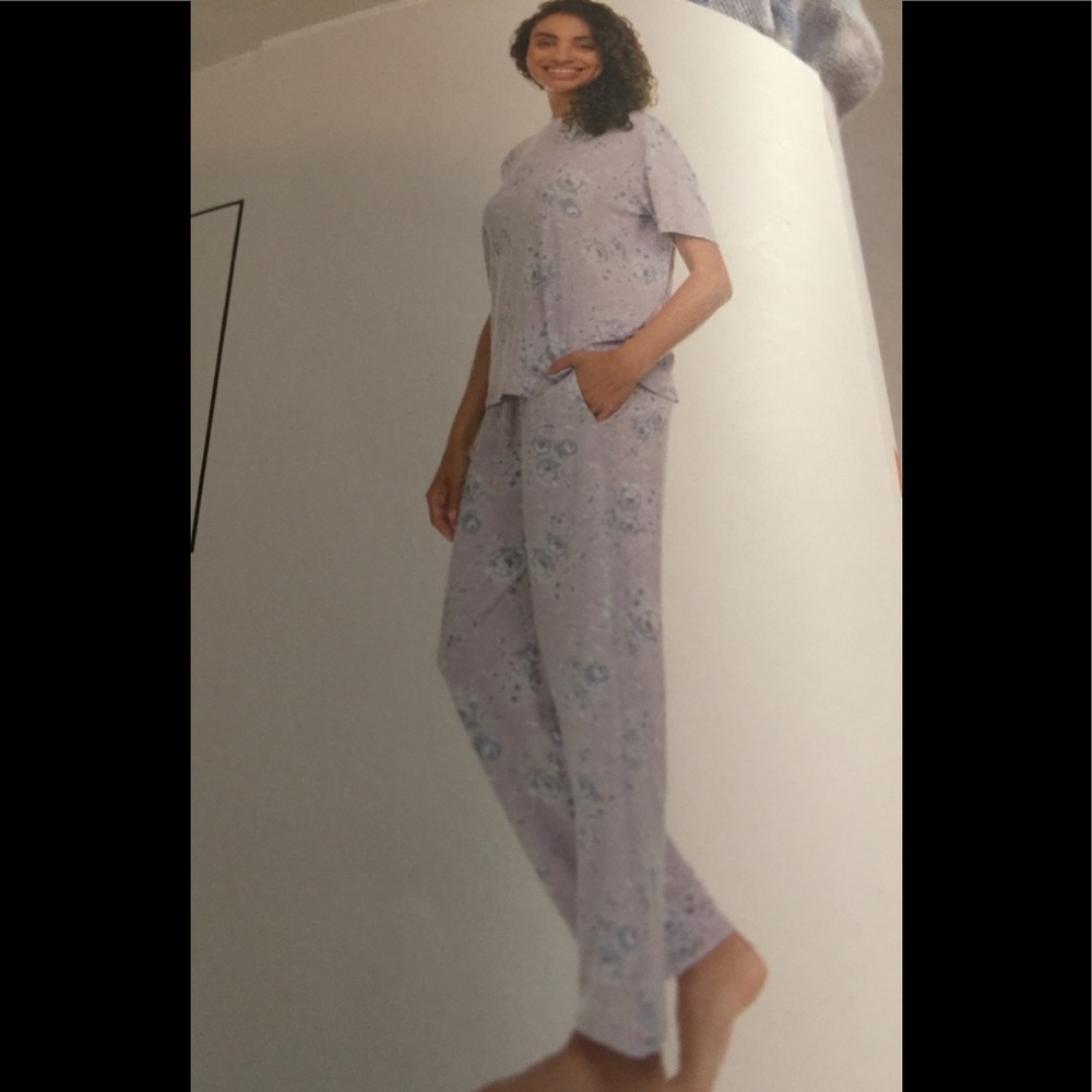 FLORA NIKROOZ SHORT SLEEVE & PANTS PAJAMA SET - Picture 9 of 12